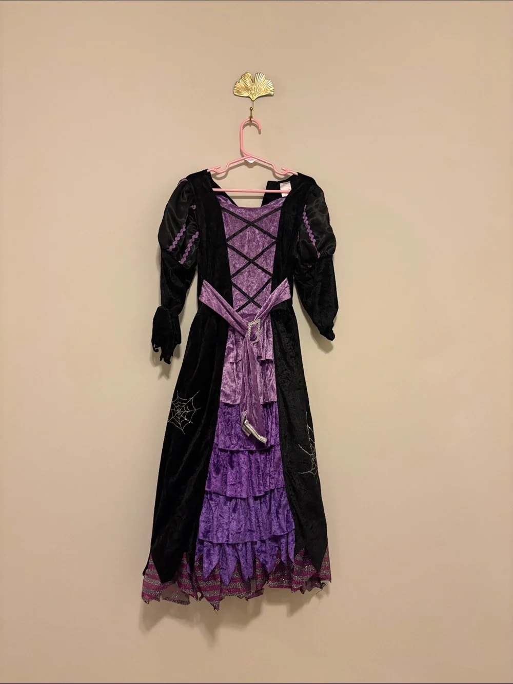 Girls Purple and Black Velvet Witch Costume Dress with Lace-Up Bodice ,Witch hat